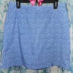 Skort with side zipper